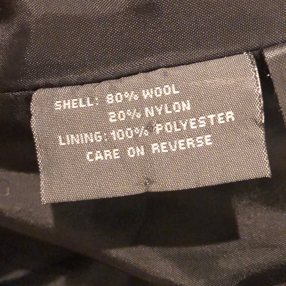 Kenneth Cole Reaction Long Wool winter coat. Size 6 - Picture 4 of 5